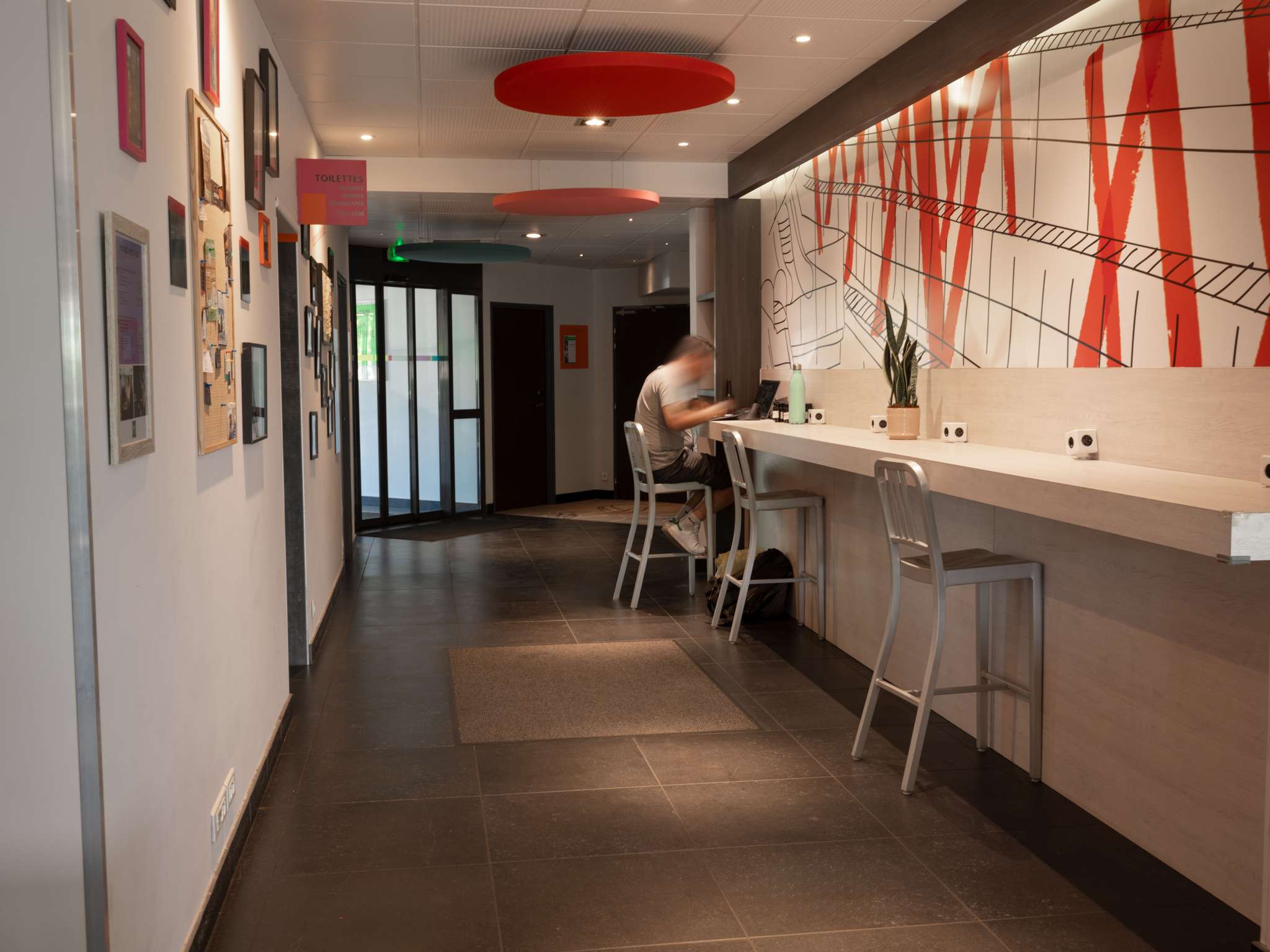 Foto - ibis Styles Romans-Valence Gare TGV