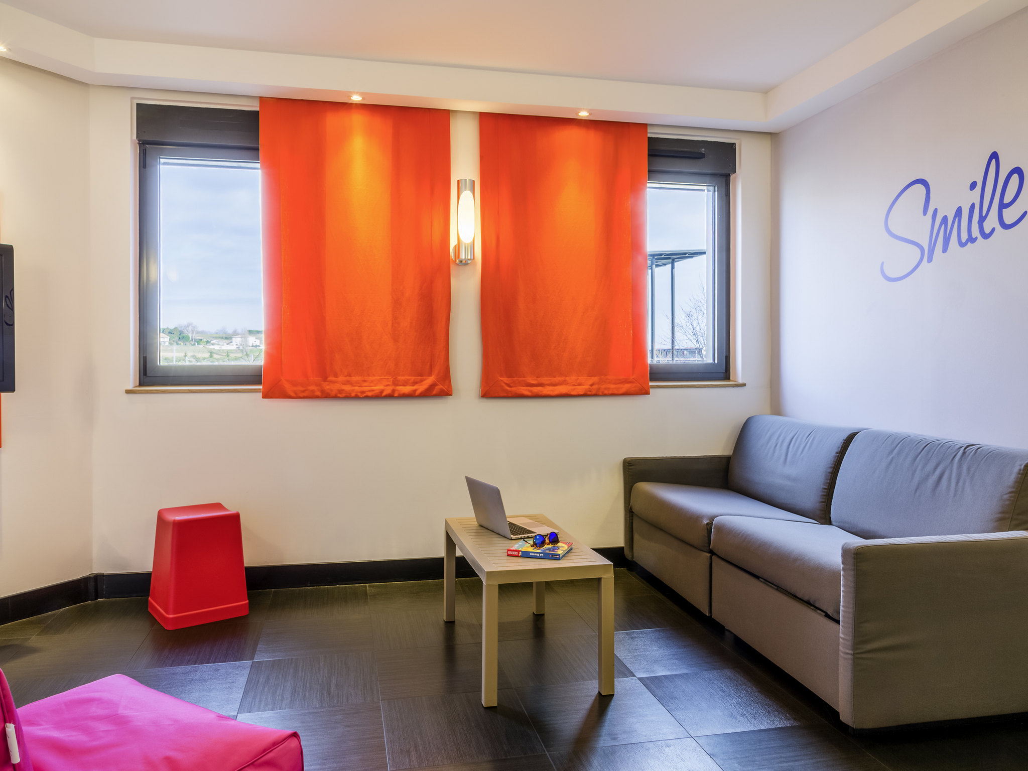Foto - ibis Styles Romans-Valence Gare TGV