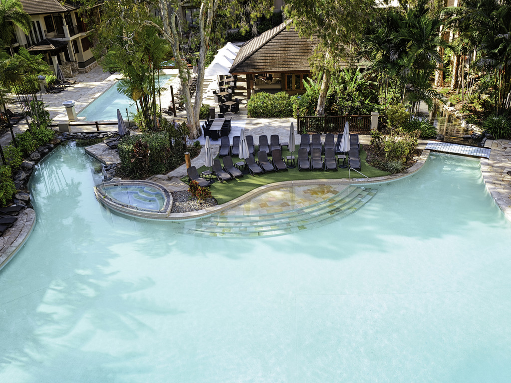 Pullman Palm Cove Sea Temple Resort and Spa - Image 1