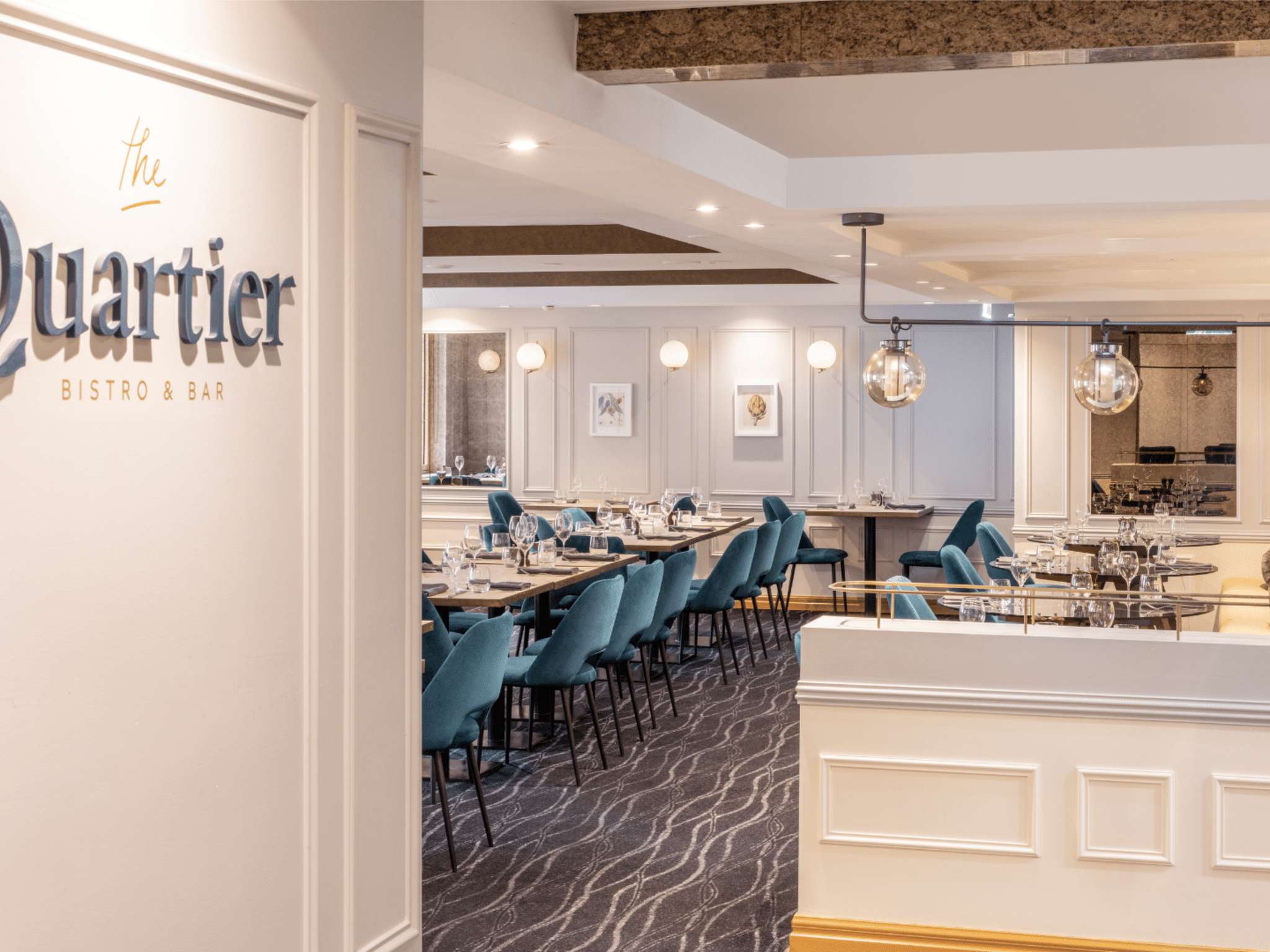 Photo - The Sebel Quay West Suites Sydney