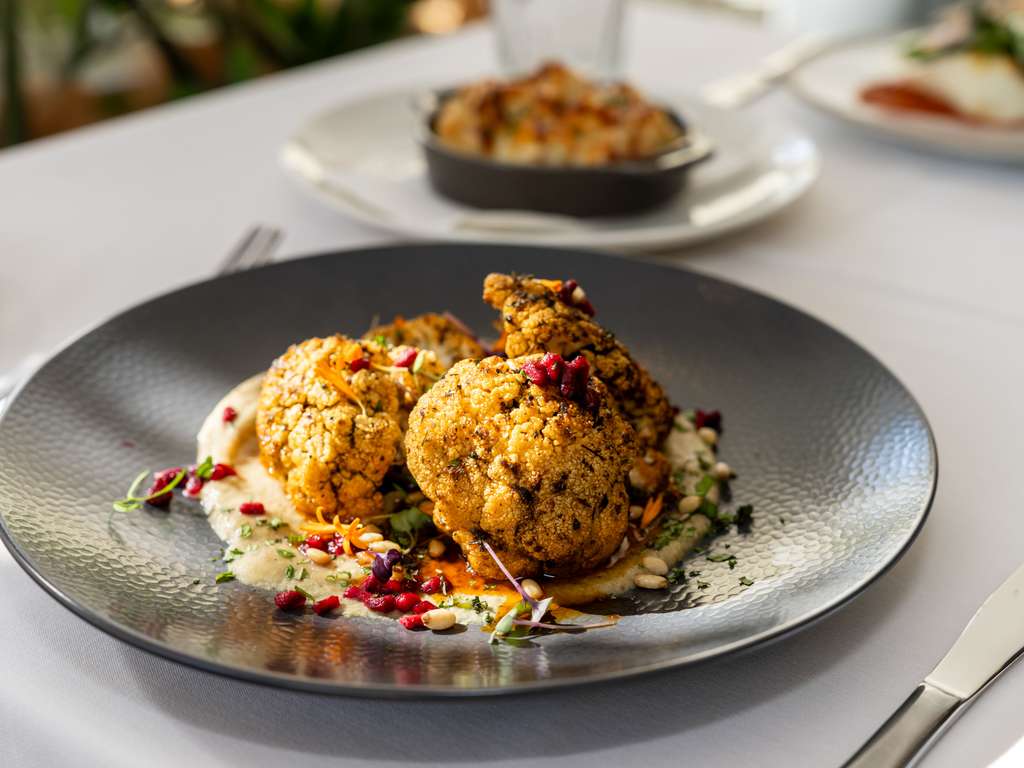 Coco S Kitchen Bar Cairns Restaurants By Accor