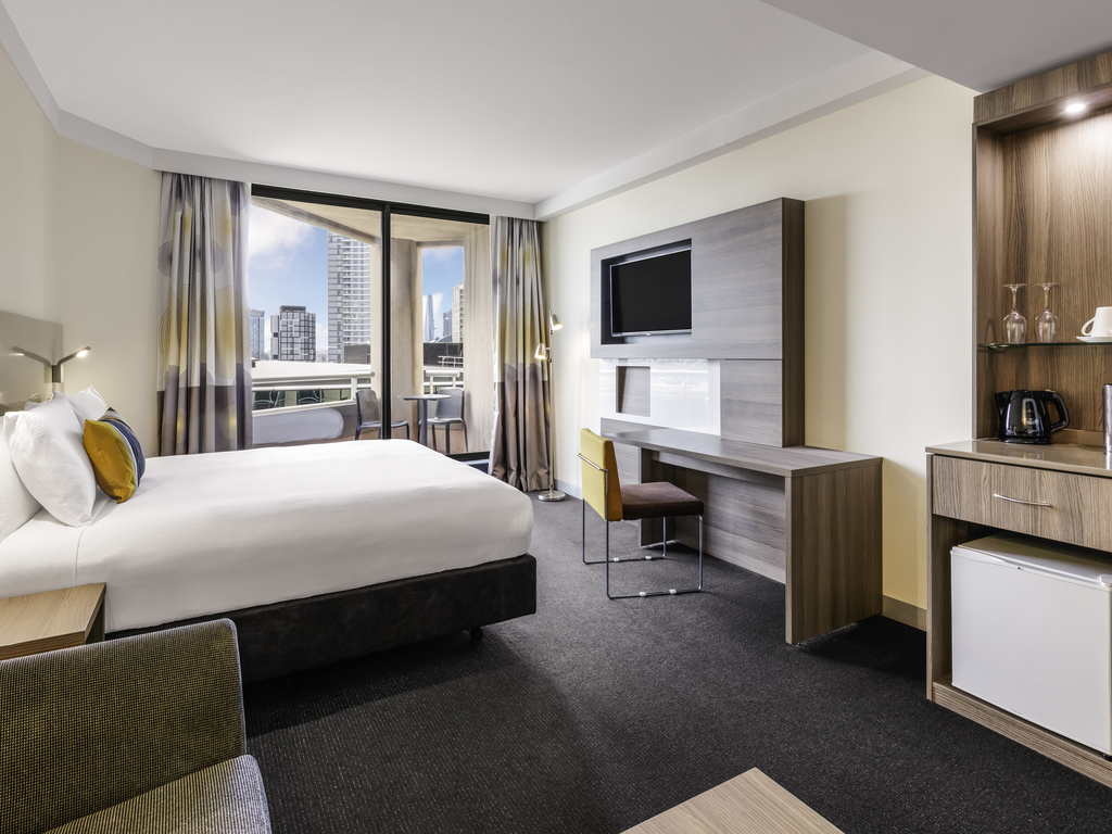 Novotel Sydney Central - Image 3