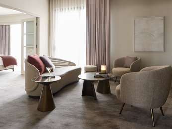 Junior Studio Suite