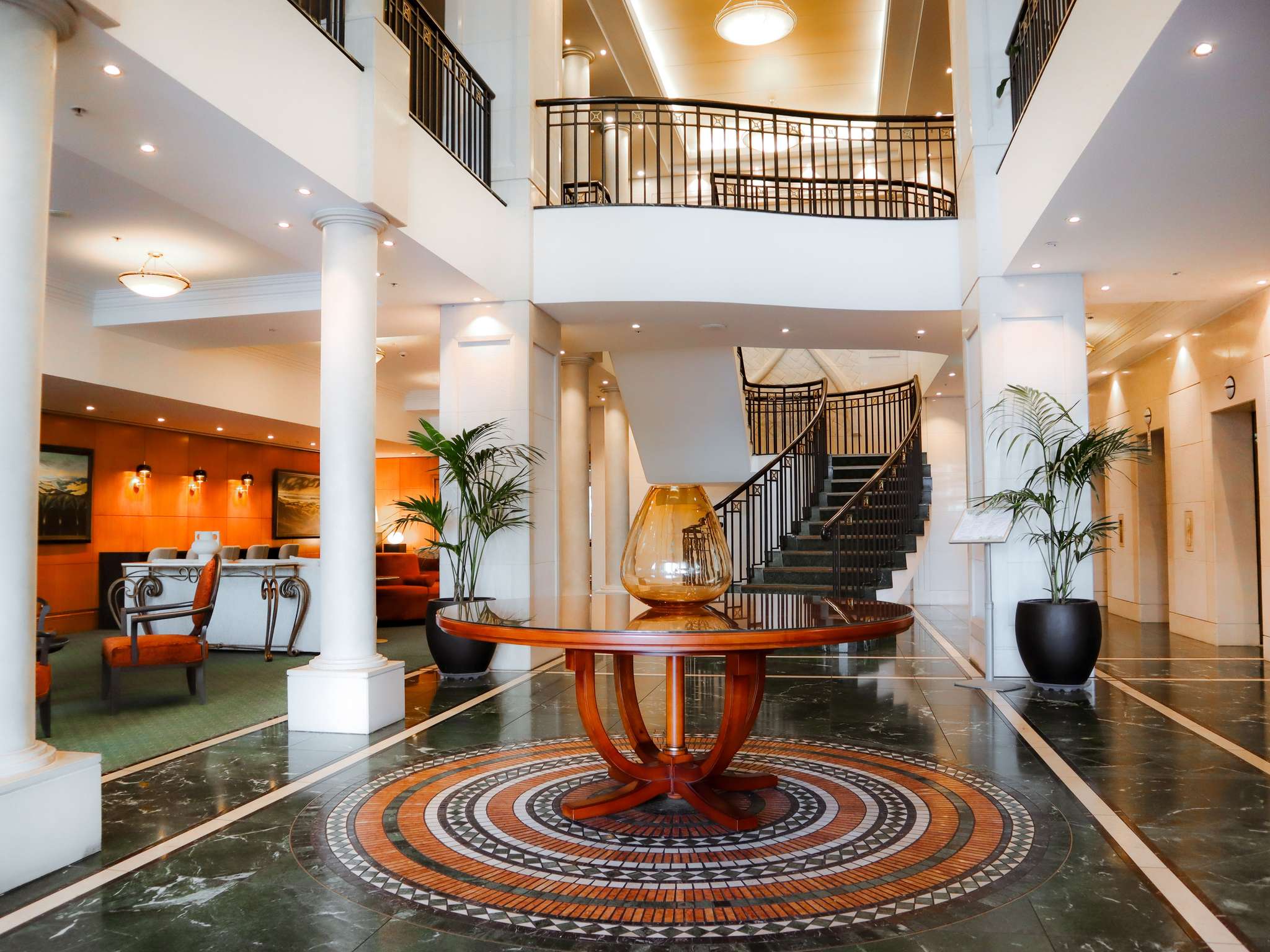 Quay West Suites Auckland 4 5 Star Cbd Apartment Hotel Accor