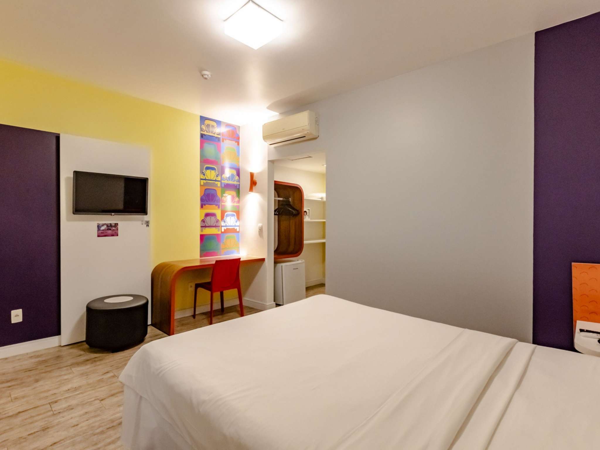 Foto - Ibis Styles Balneário Camboriú - 1 Quadra do Mar