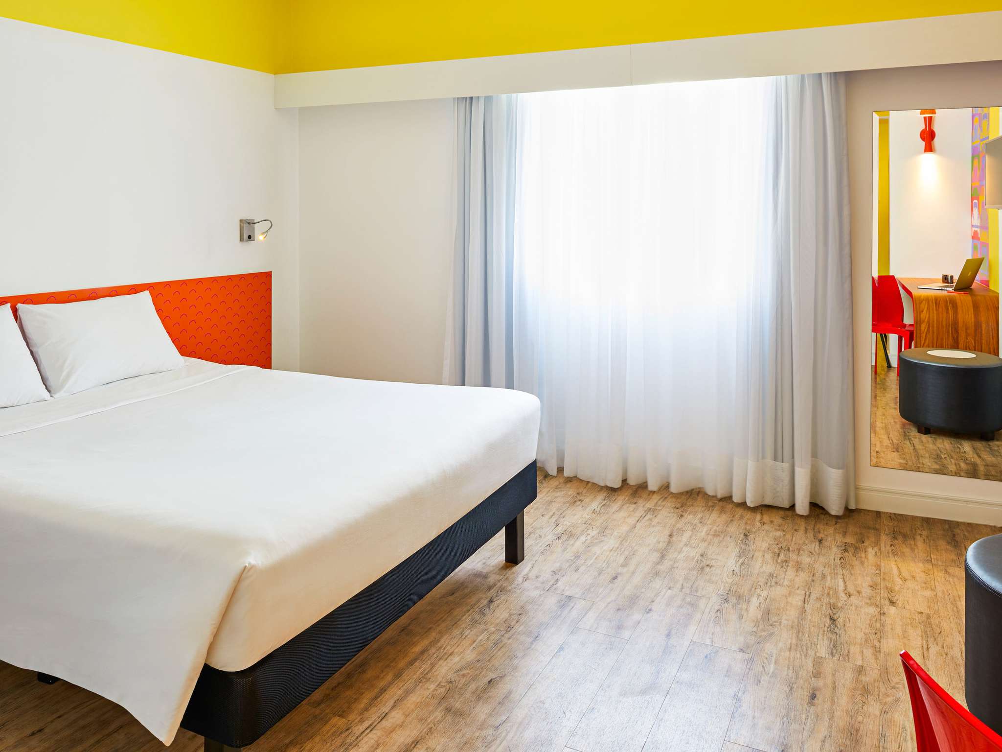 Foto - Ibis Styles Balneário Camboriú - 1 Quadra do Mar