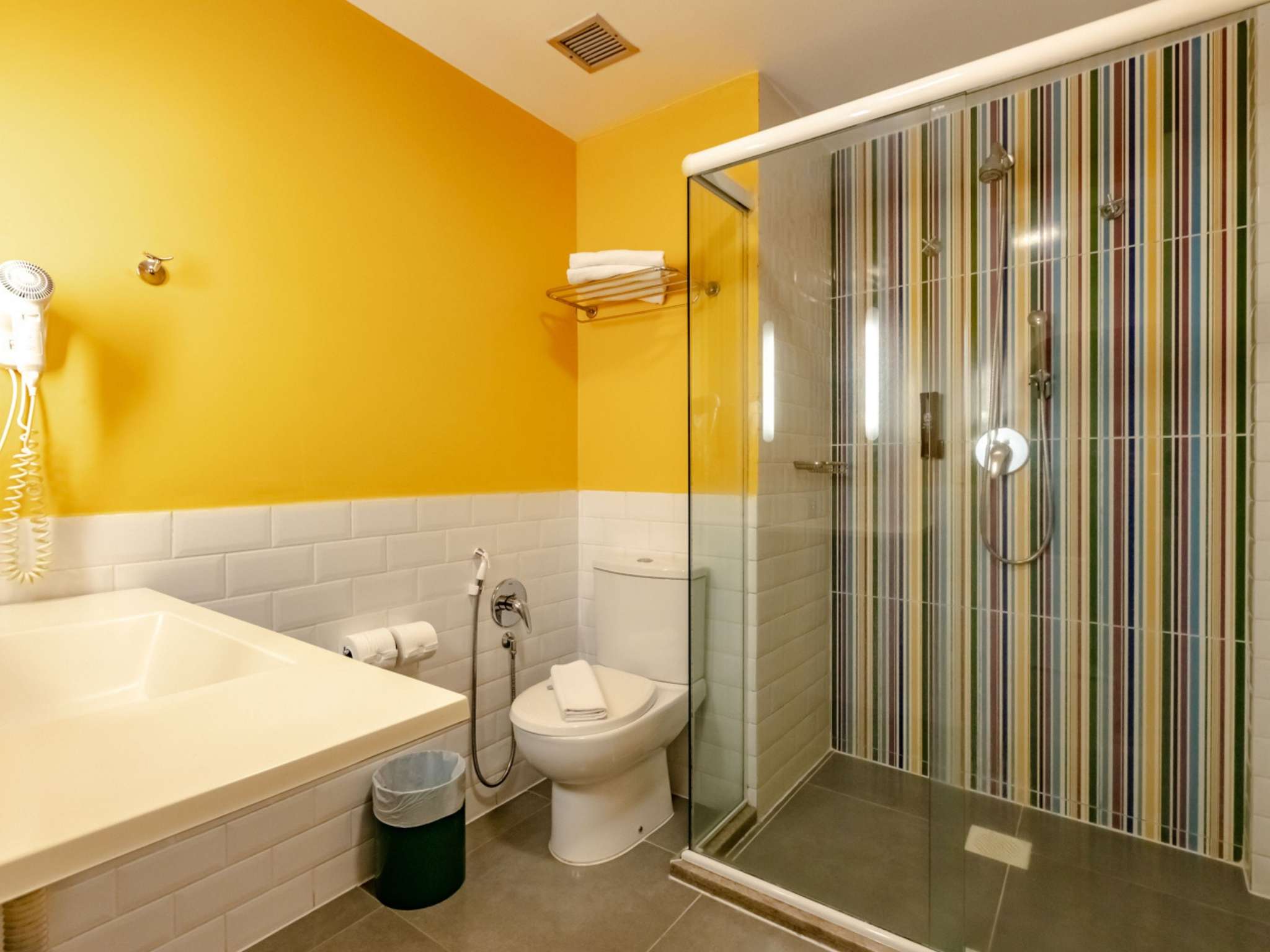 Foto - Ibis Styles Balneário Camboriú - 1 Quadra do Mar