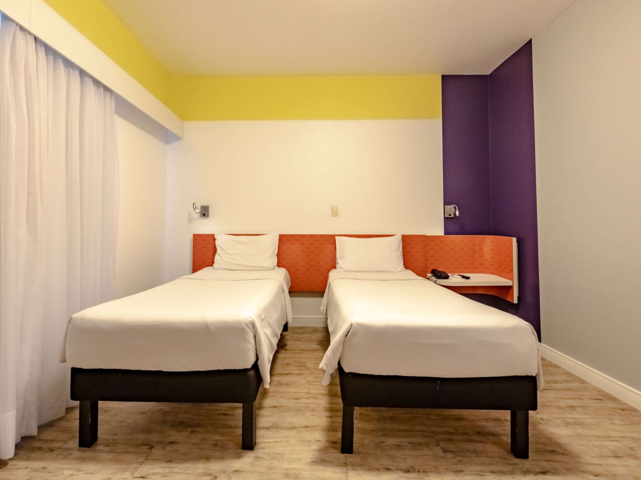 Foto - Ibis Styles Balneário Camboriú - 1 Quadra do Mar