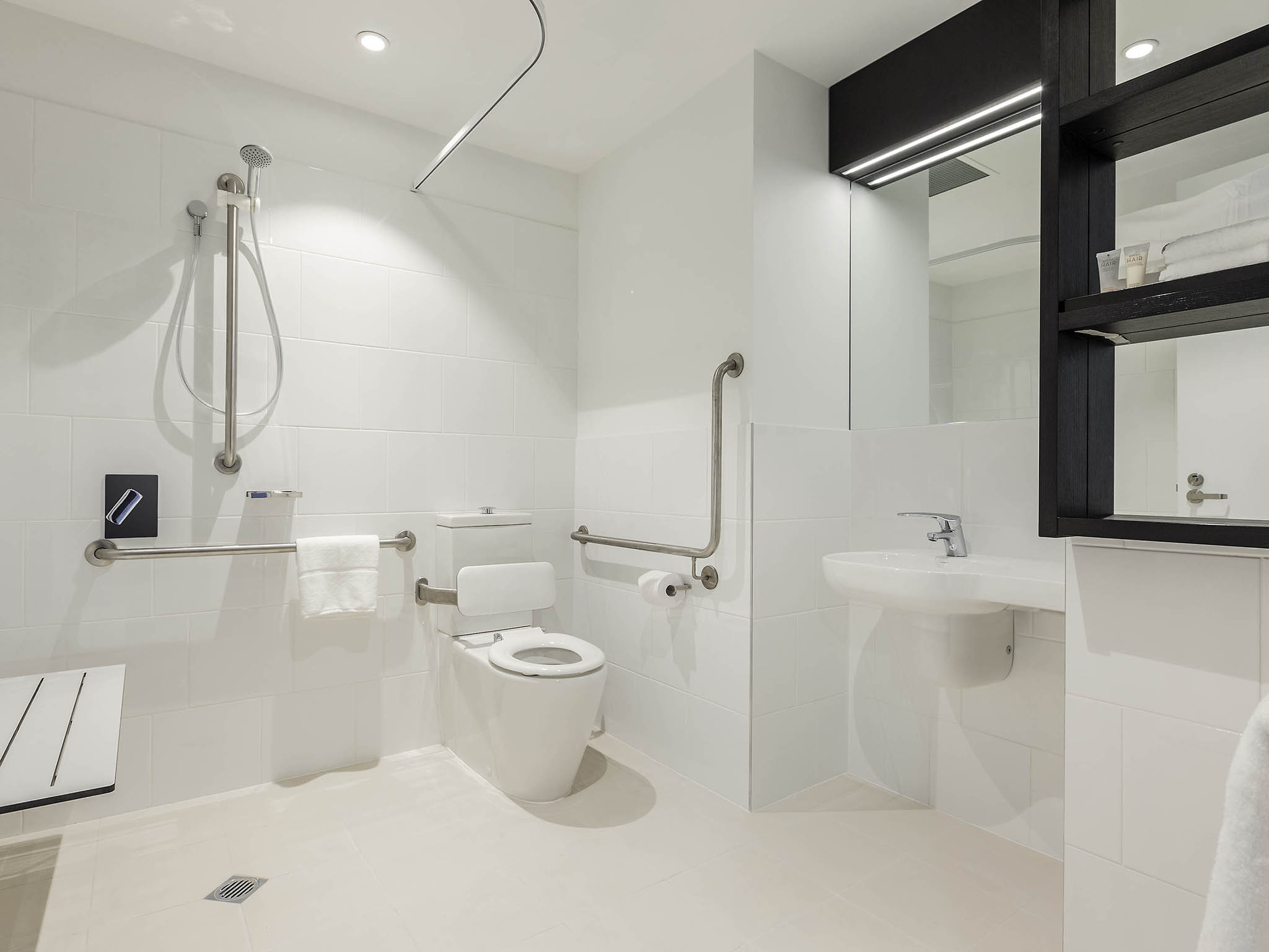 Photo - ibis Adelaide