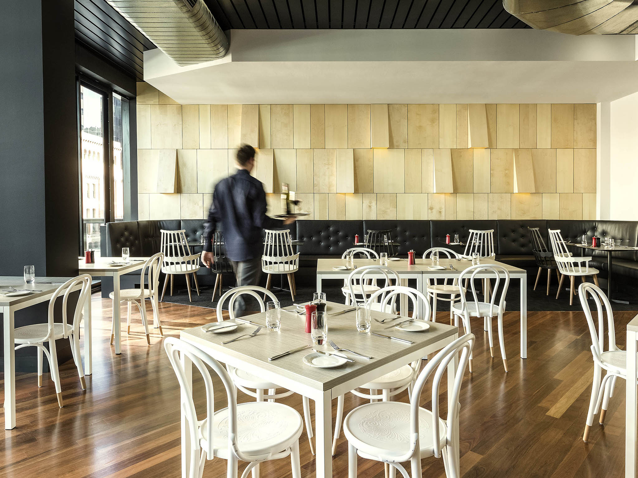 Photo - ibis Adelaide