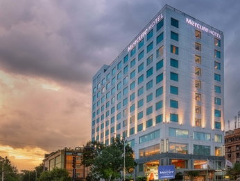 Best 5 Star Hotels And Resorts Near Hyderabad Airport
