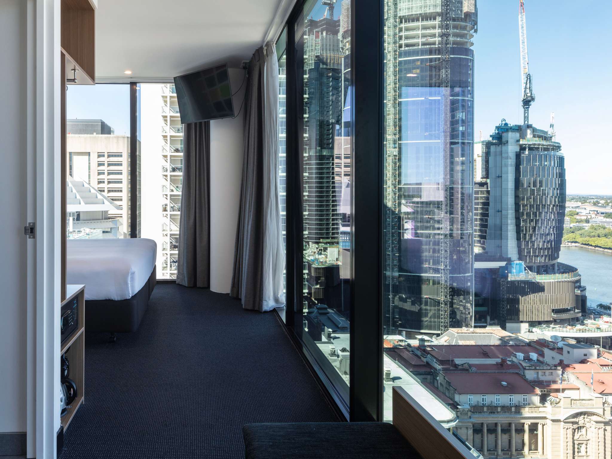 Photo - ibis Styles Brisbane Elizabeth Street