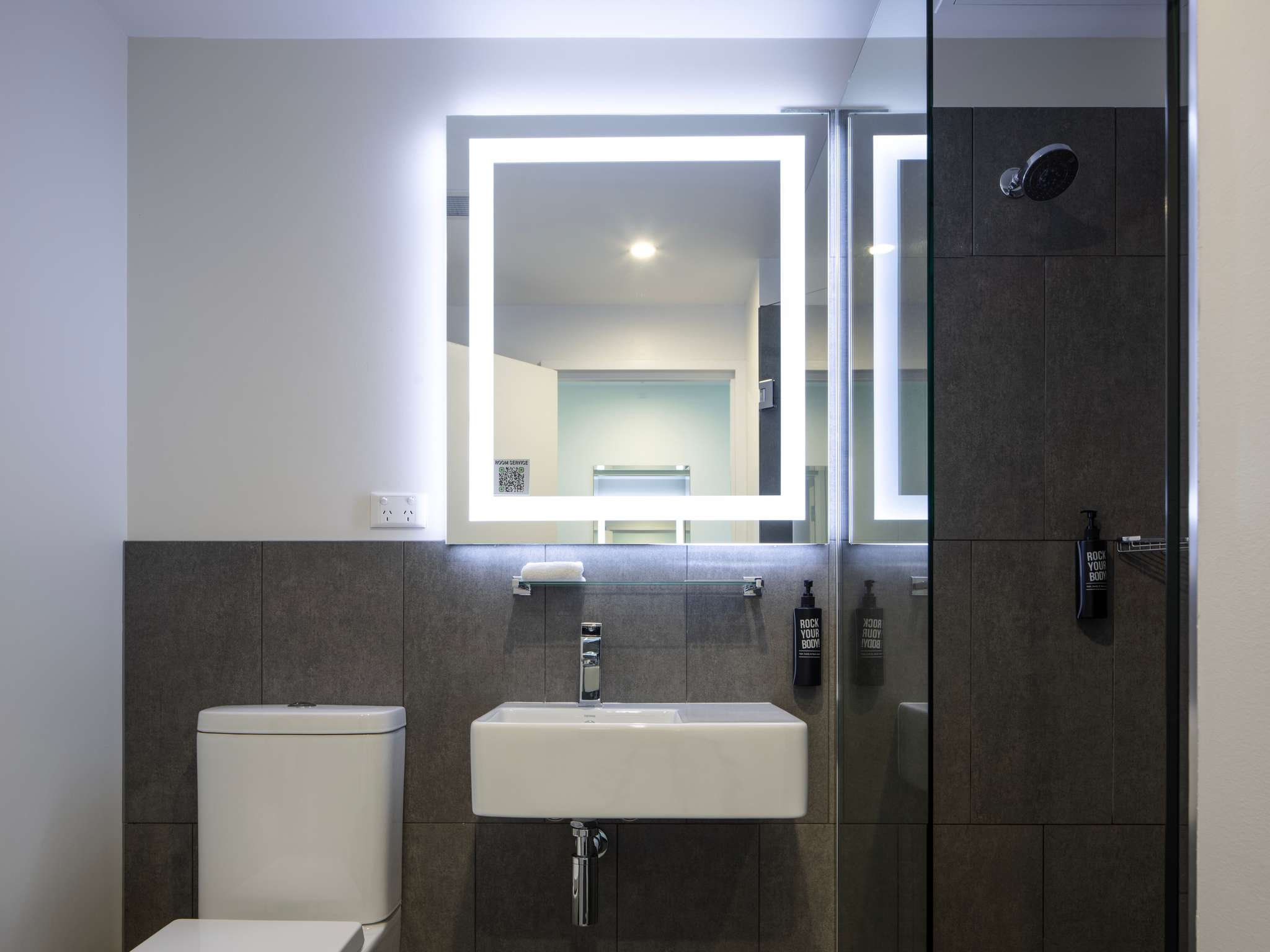 Photo - ibis Styles Brisbane Elizabeth Street