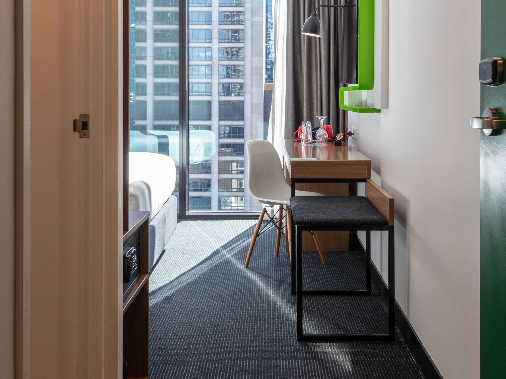 Photo - ibis Styles Brisbane Elizabeth Street