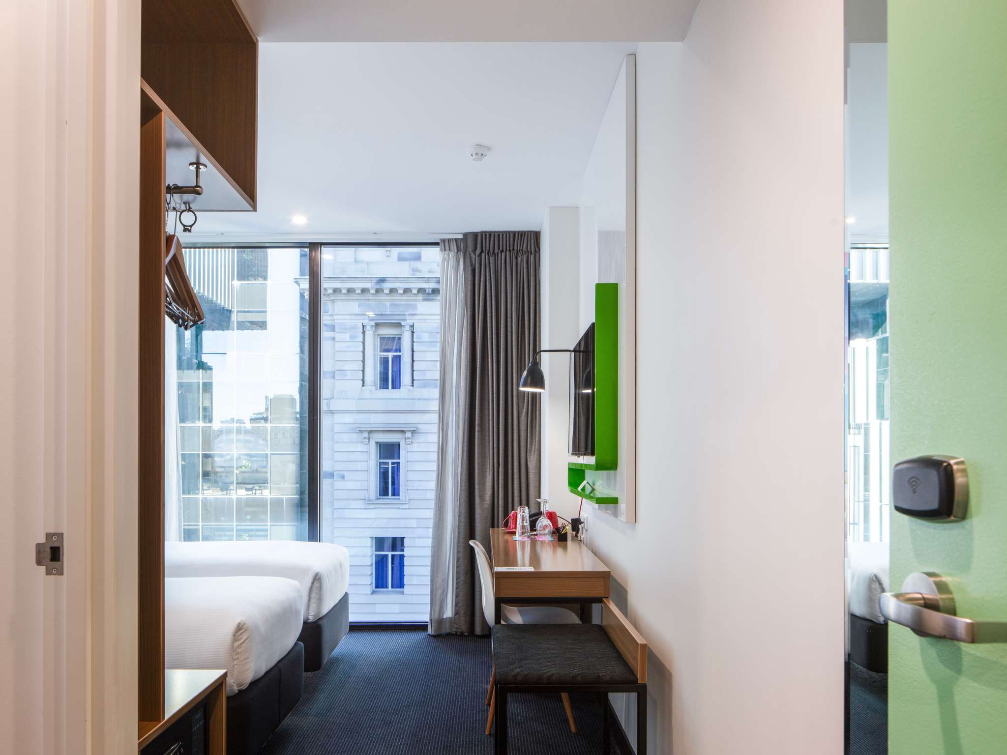 Photo - ibis Styles Brisbane Elizabeth Street