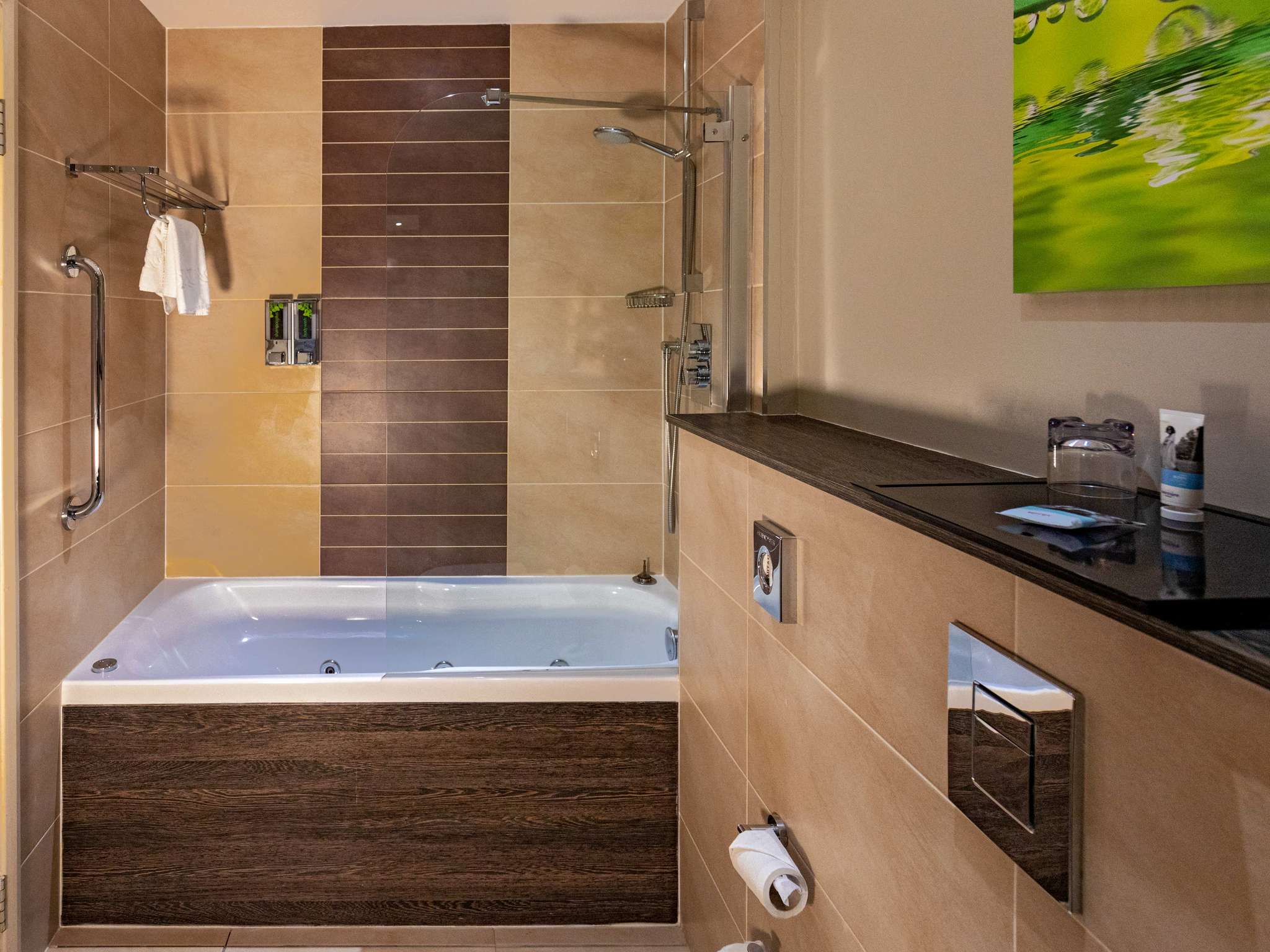 Photo - Mercure Milton Keynes Hotel