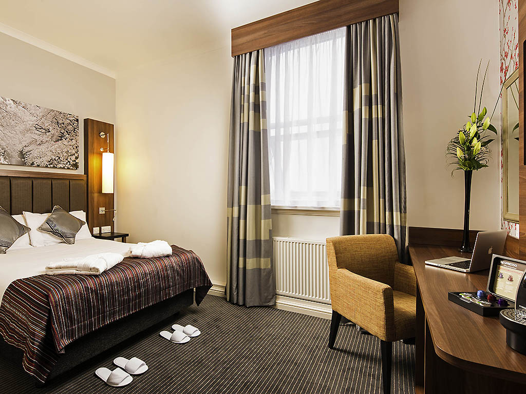 Mercure Darlington Kings Hotel - Image 1