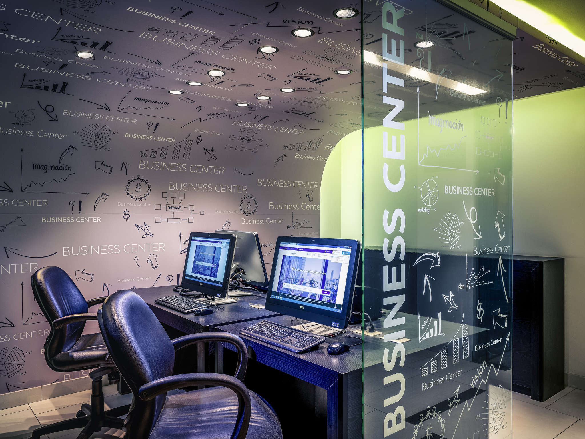 Photo - Mercure Santiago Centro