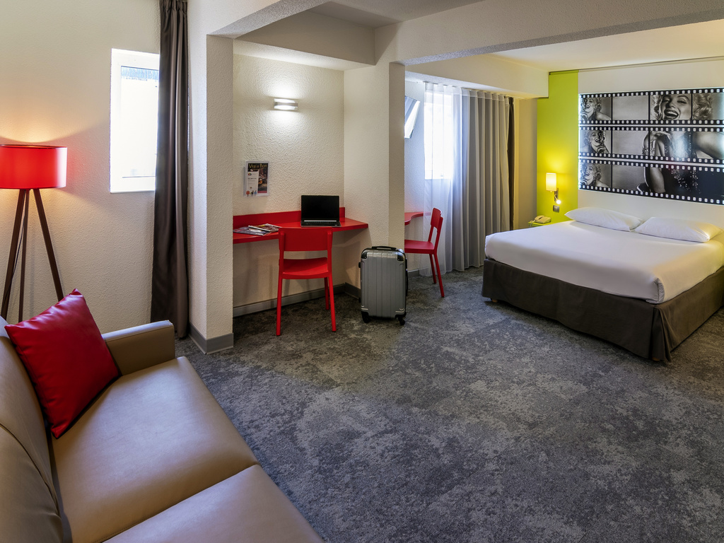 ibis Styles Cannes Le Cannet - Image 1