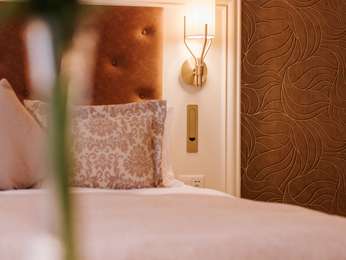 Historic, customized rooms in Baroque style with A/C, no balcony, photo 1
