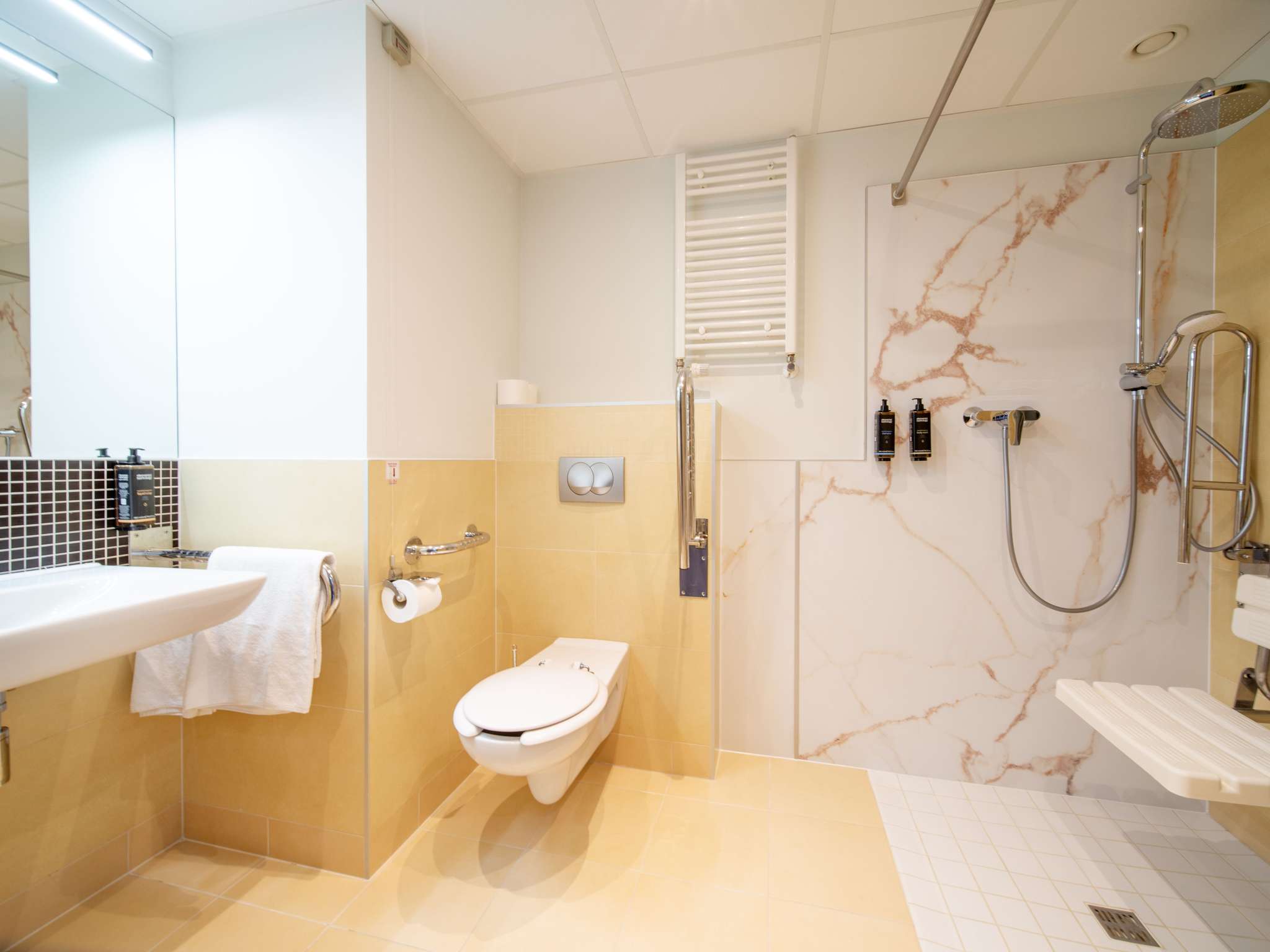 Foto - Mercure Warszawa Airport