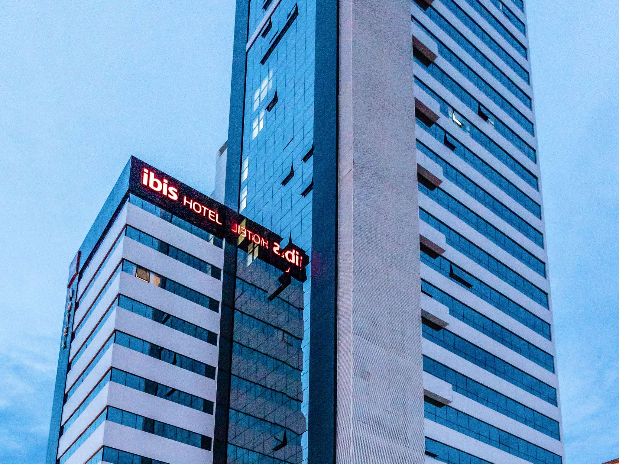 Foto - ibis Palmas Avenida JK