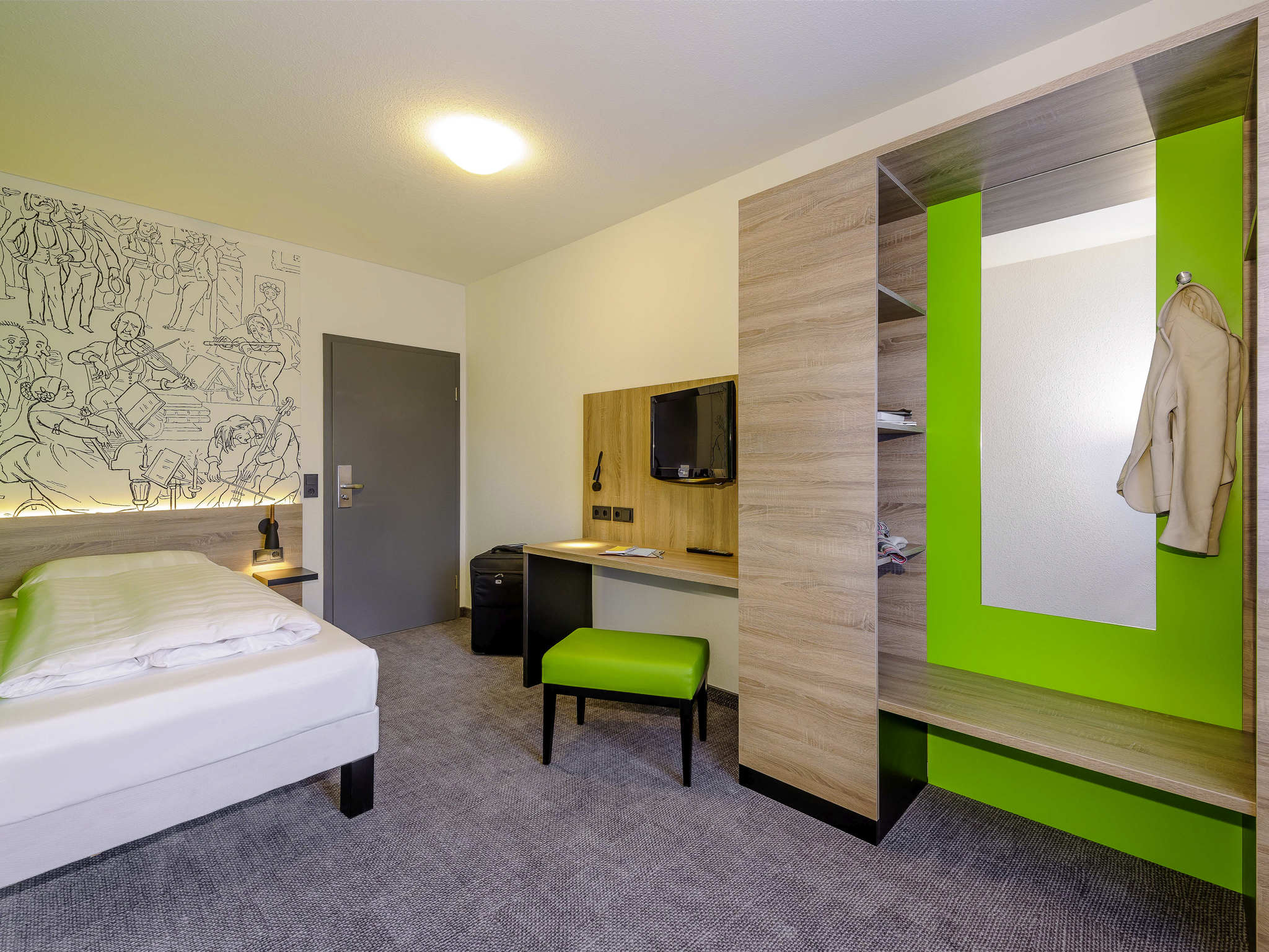 Photo - ibis Styles Halle