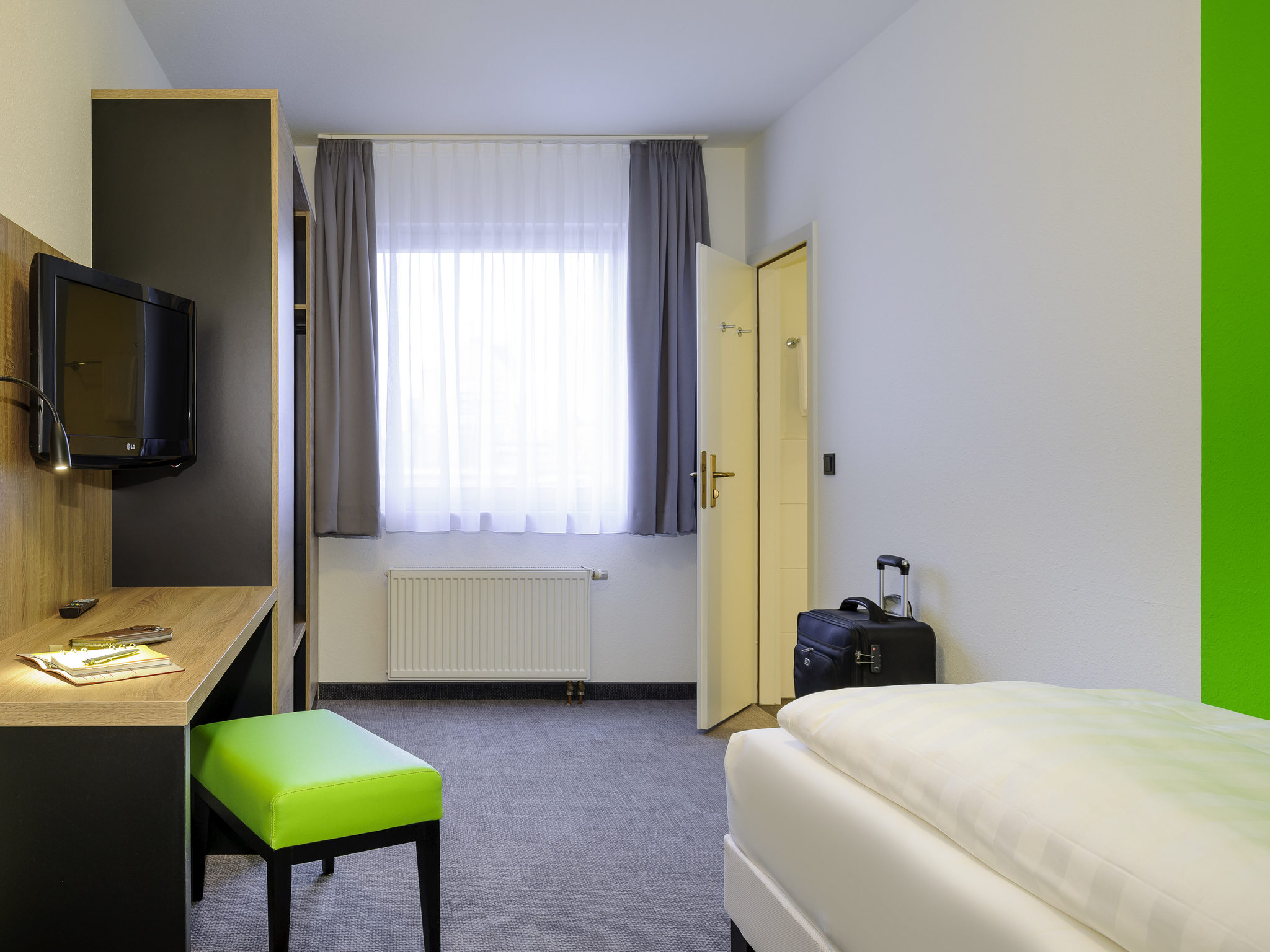 Photo - ibis Styles Halle