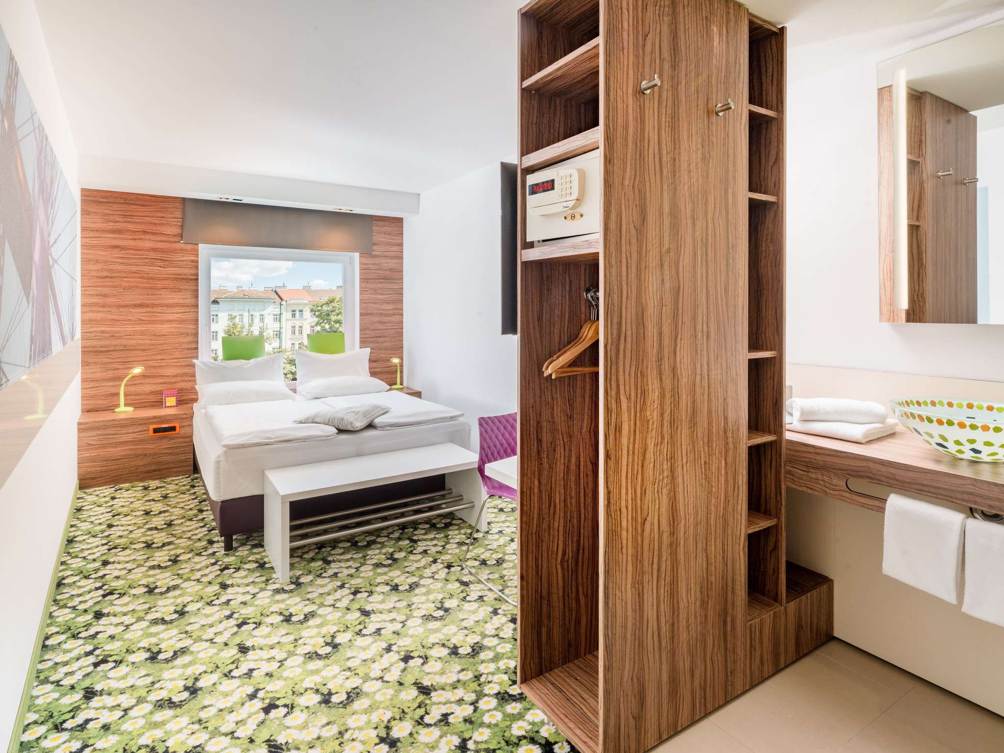 Photo - Ibis Styles Wien City