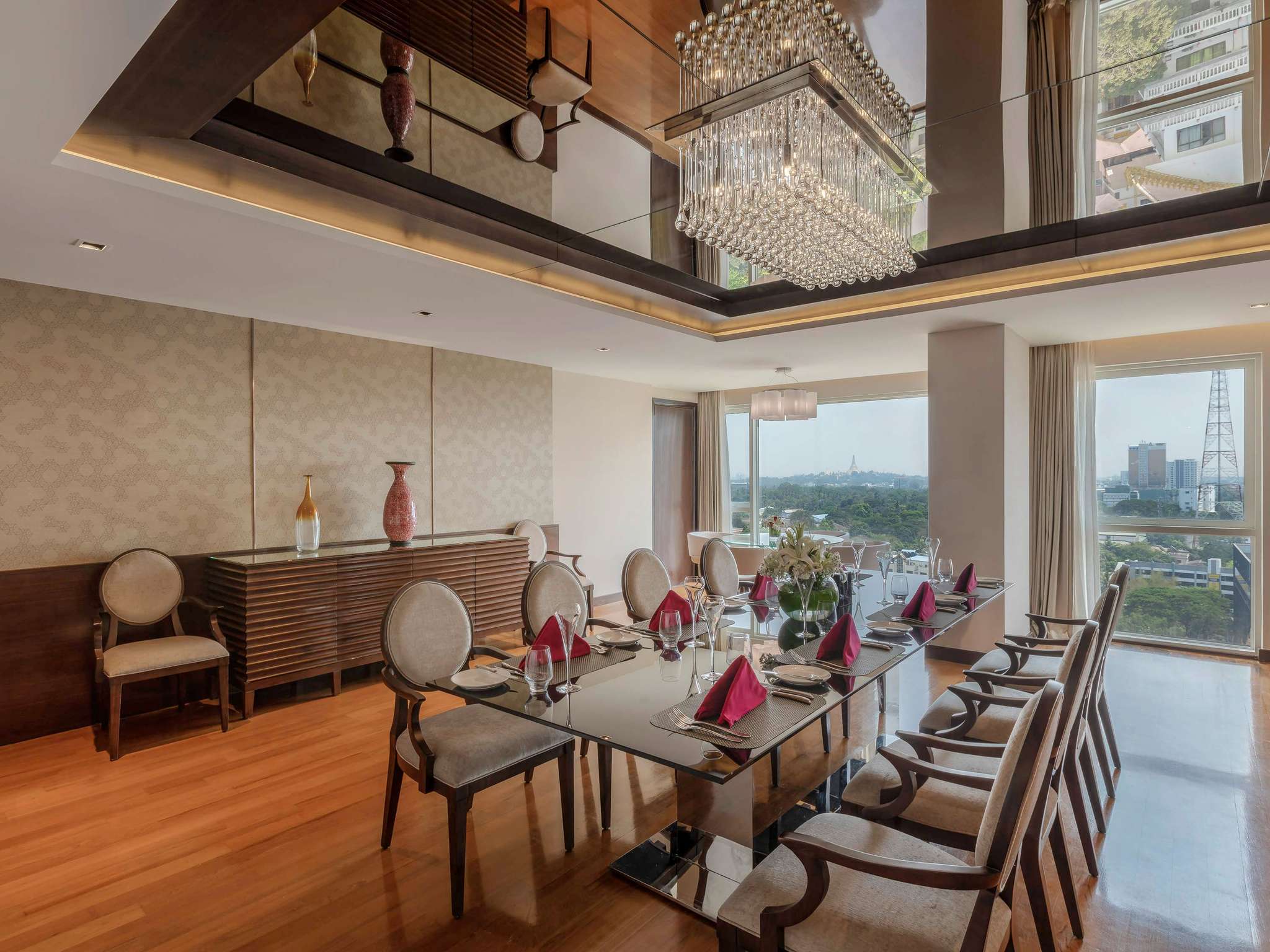 Foto - Novotel Yangon Max