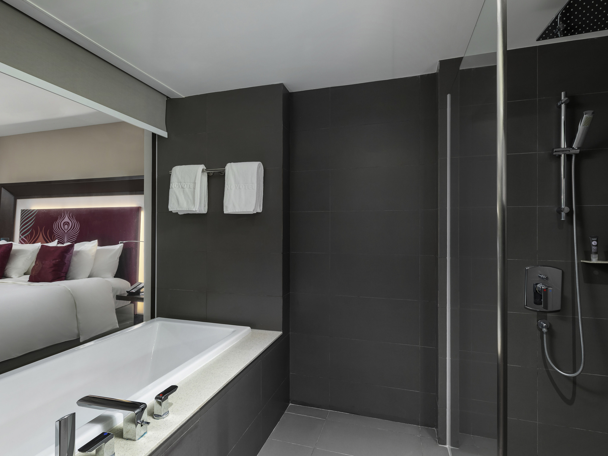 Foto - Novotel Yangon Max