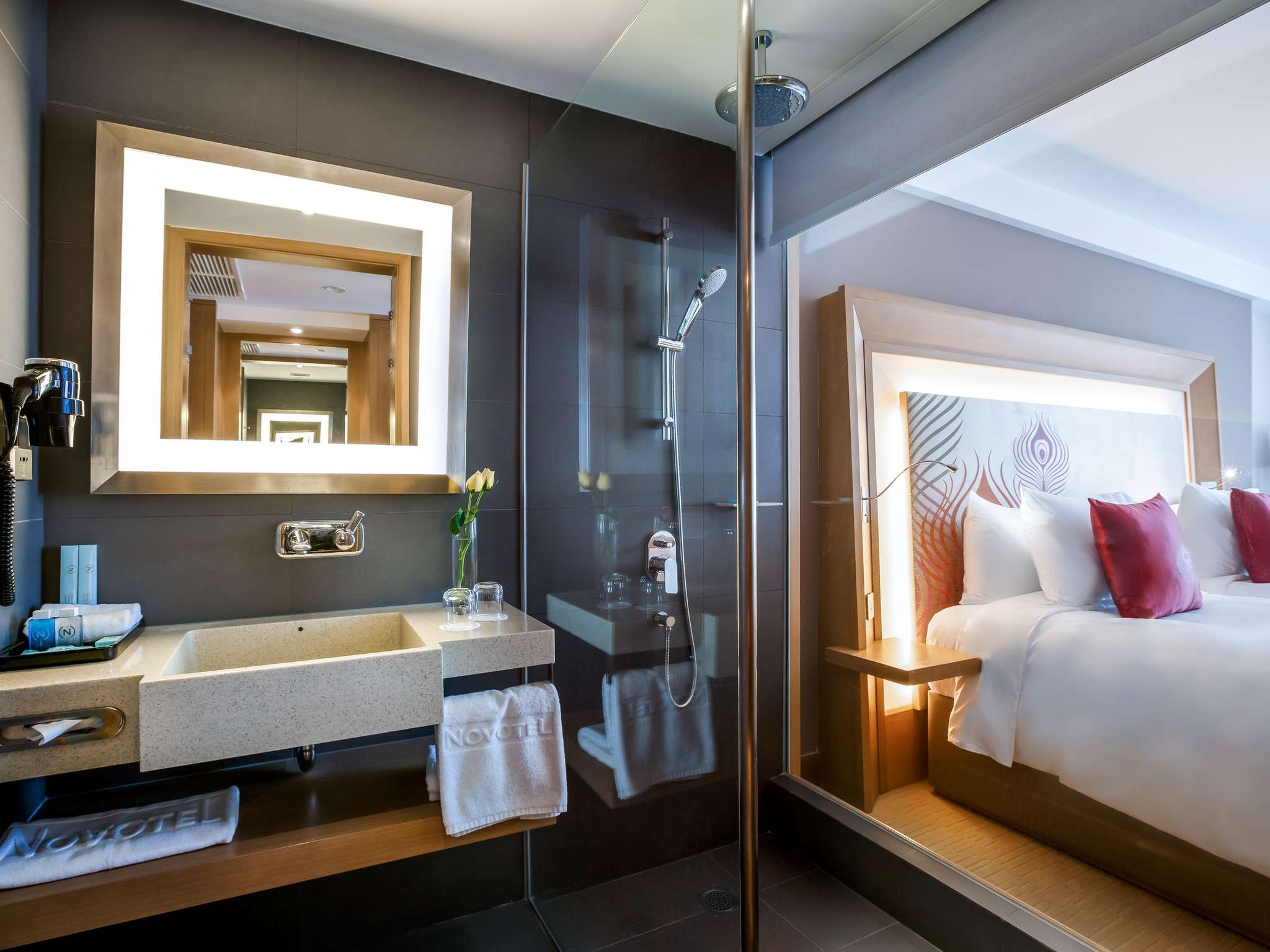 Foto - Novotel Yangon Max