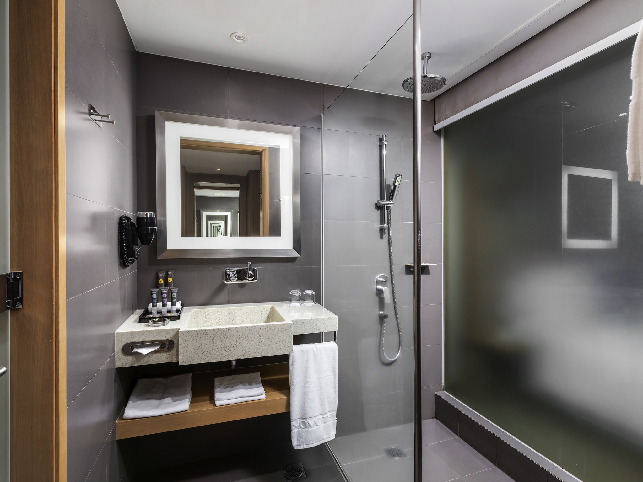 Foto - Novotel Yangon Max