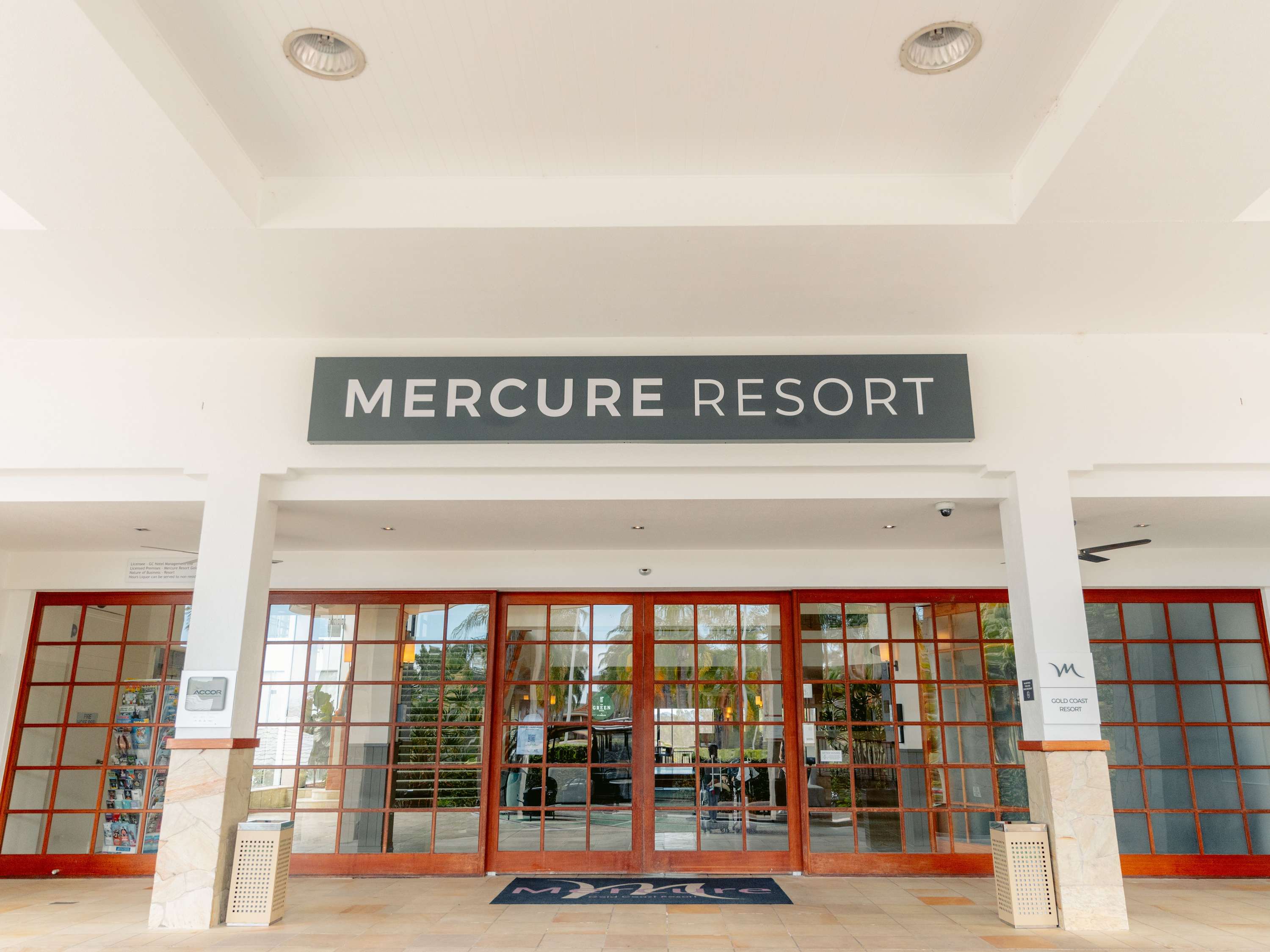 Mercure Gold Coast Resort - Image 2