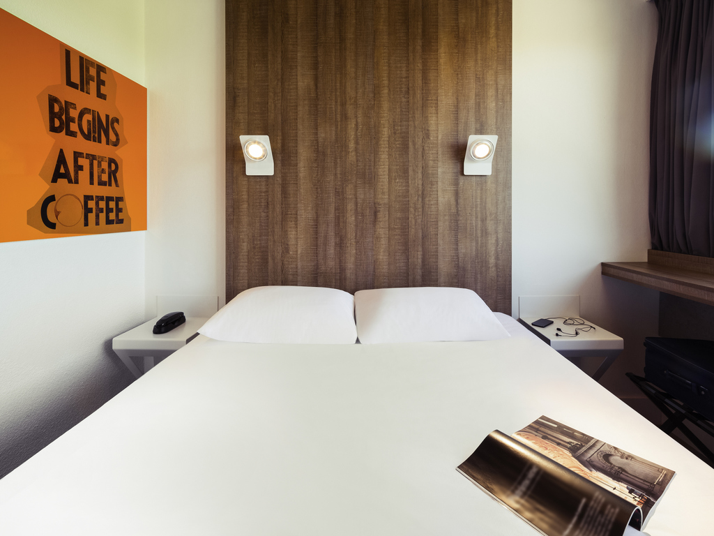 ibis Styles Niort Poitou Charentes - Image 1