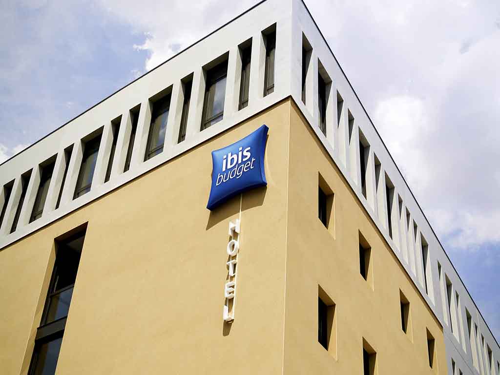 ibis budget Poitiers Centre Gare - Image 3