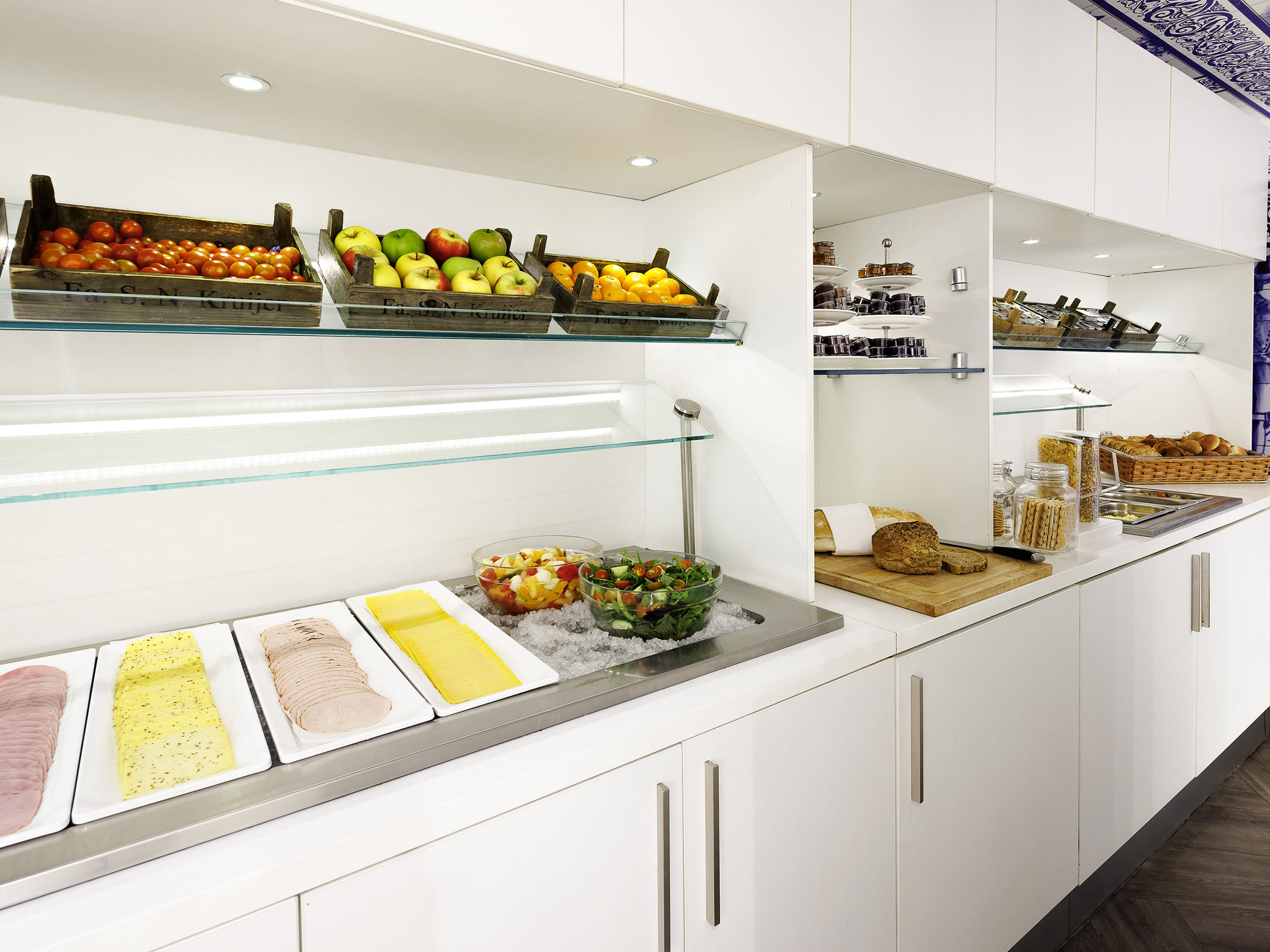 Photo - ibis Styles Amsterdam Central Station