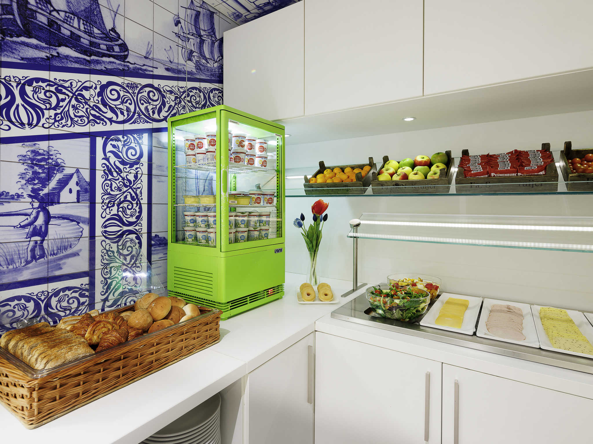 Photo - ibis Styles Amsterdam Central Station