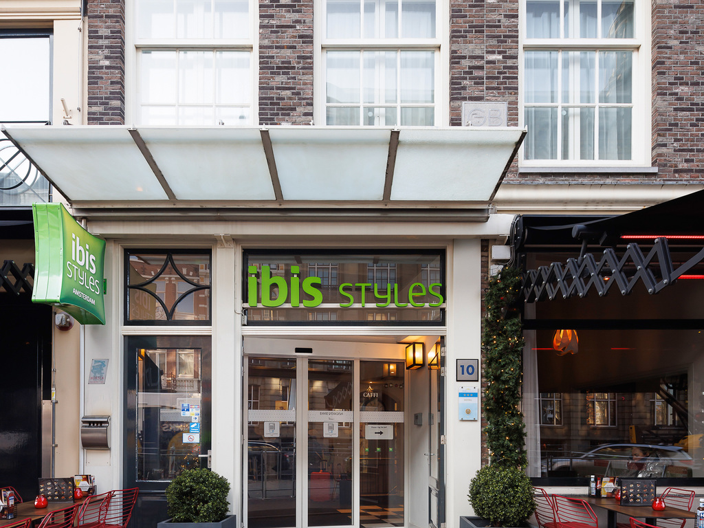 Hotel ibis Styles Amsterdam Central Station - Image 2