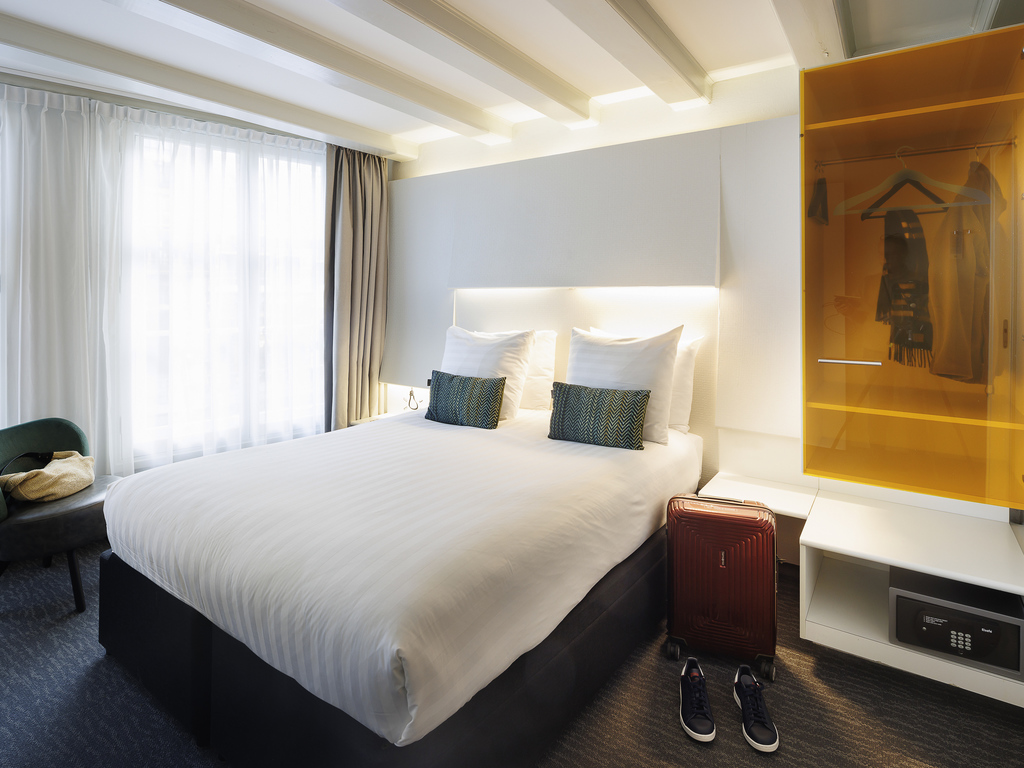 Hotel ibis Styles Amsterdam Central Station - Image 3