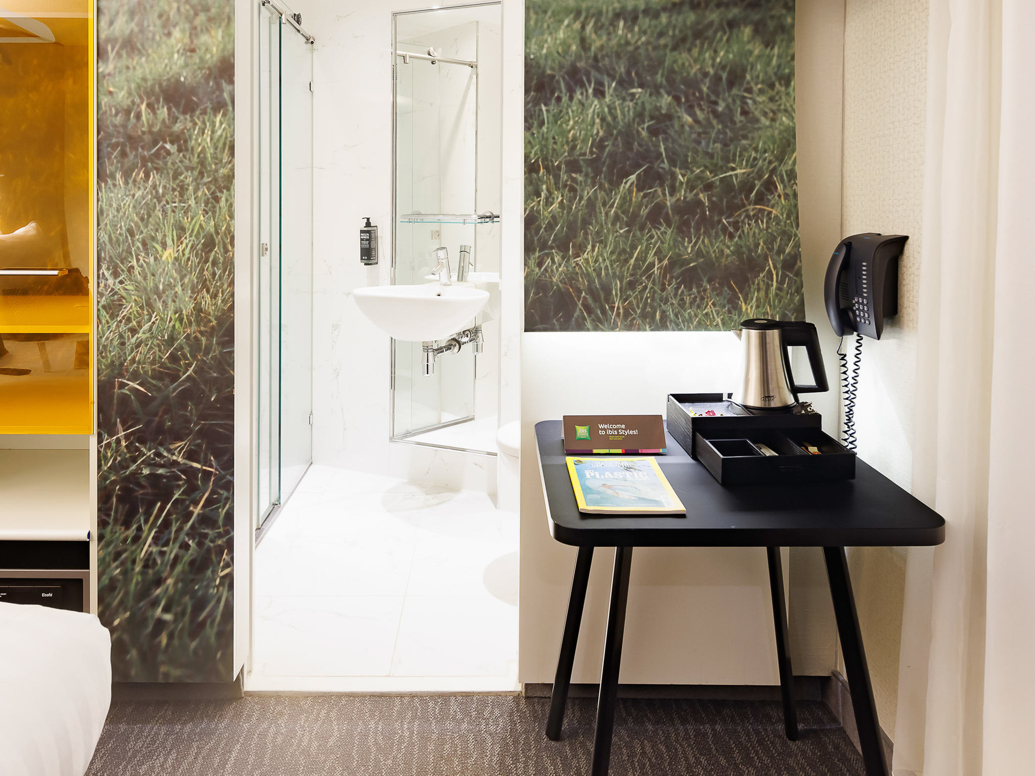 Photo - ibis Styles Amsterdam Central Station