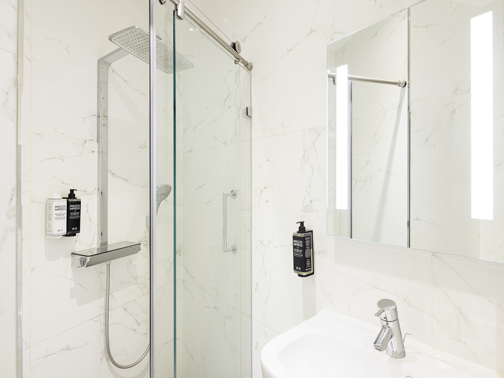 Photo - ibis Styles Amsterdam Central Station