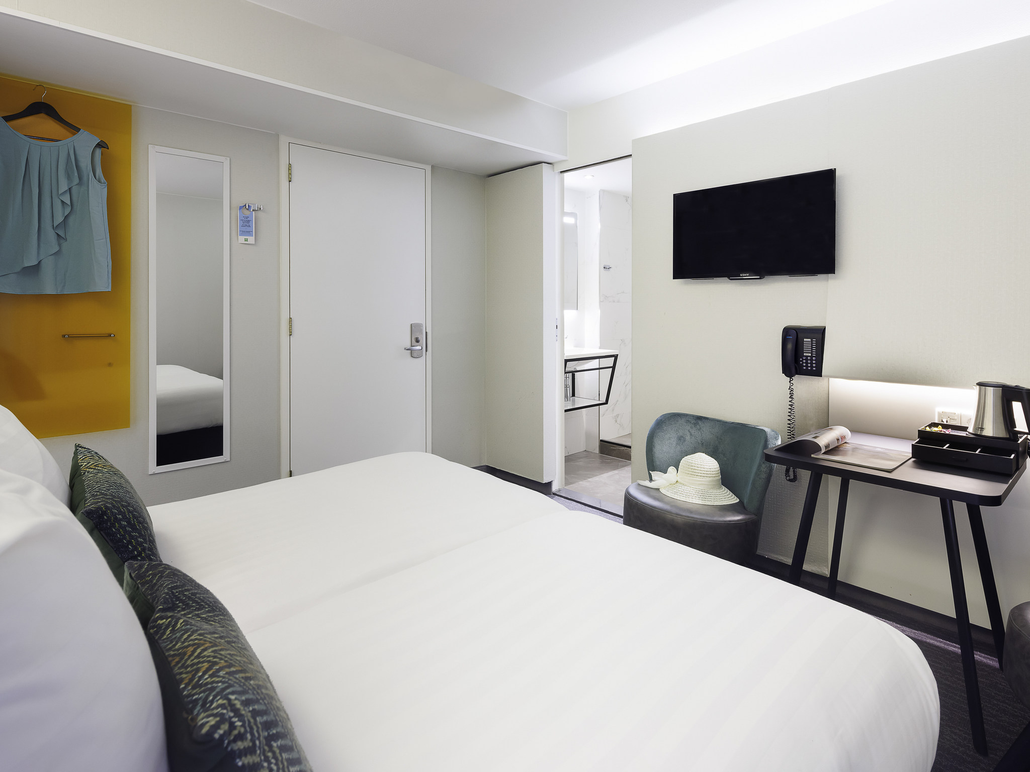 Photo - ibis Styles Amsterdam Central Station