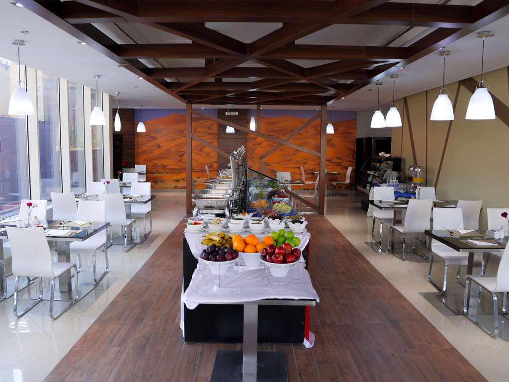 Novotel Suites Riyadh Centre - Image 3