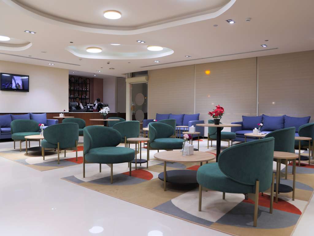 Novotel Suites Riyadh Centre - Image 4