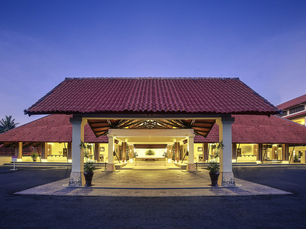 Mercure Manado Tateli Beach Resort - Image 1