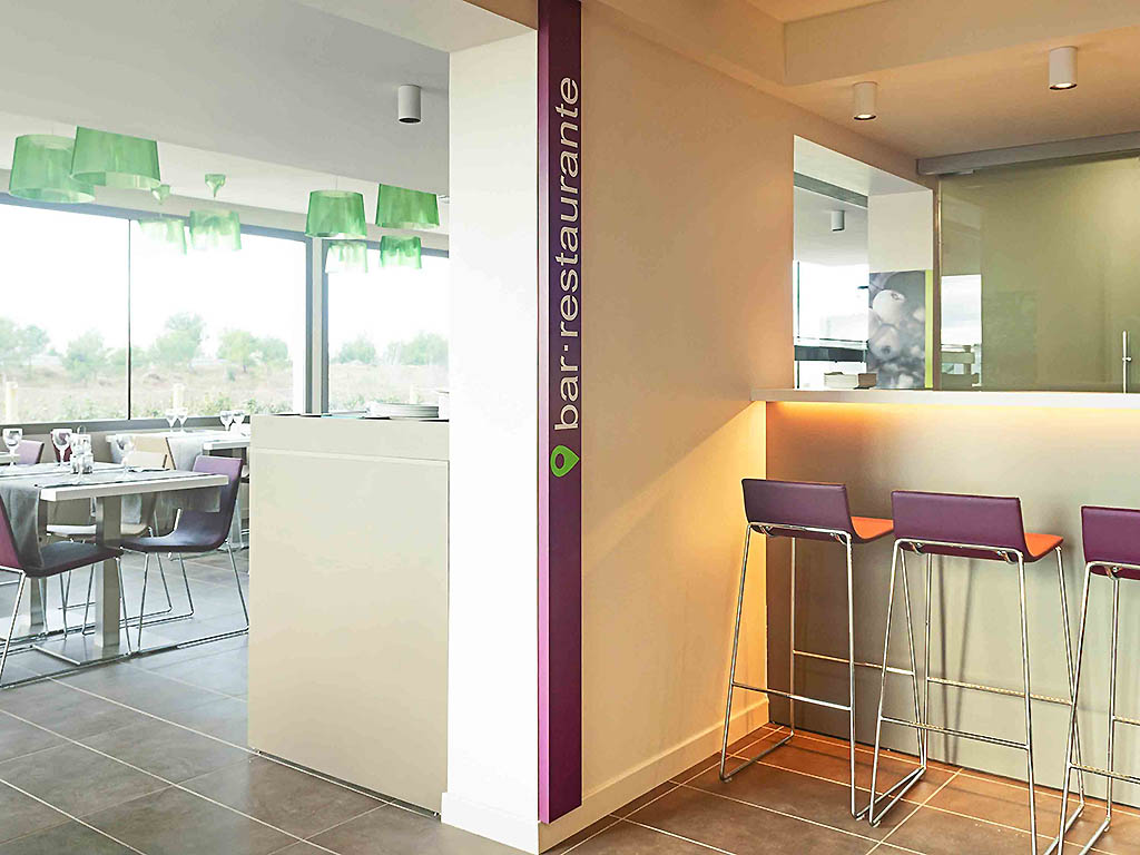 Photo - Hotel Ibis Styles Lleida Torrefarrera
