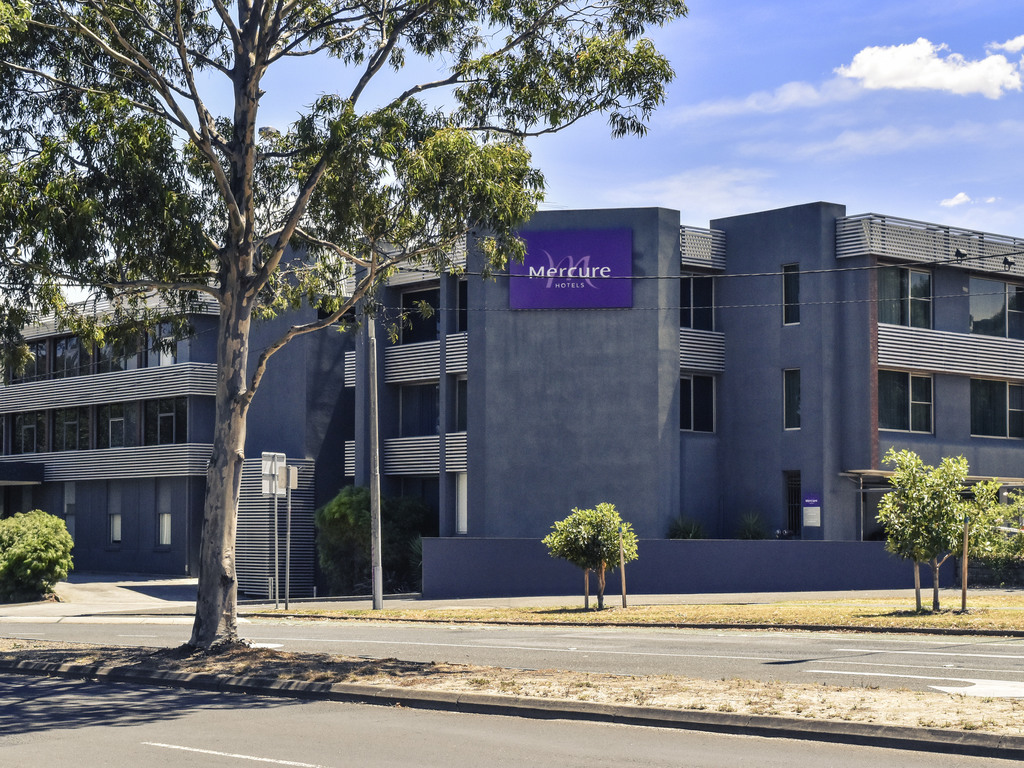 Mercure North Melbourne - Image 2