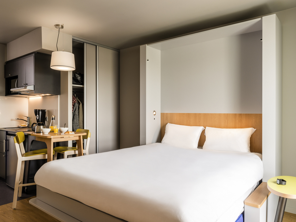 Aparthotel Adagio Access Colombes La Defense - Image 1