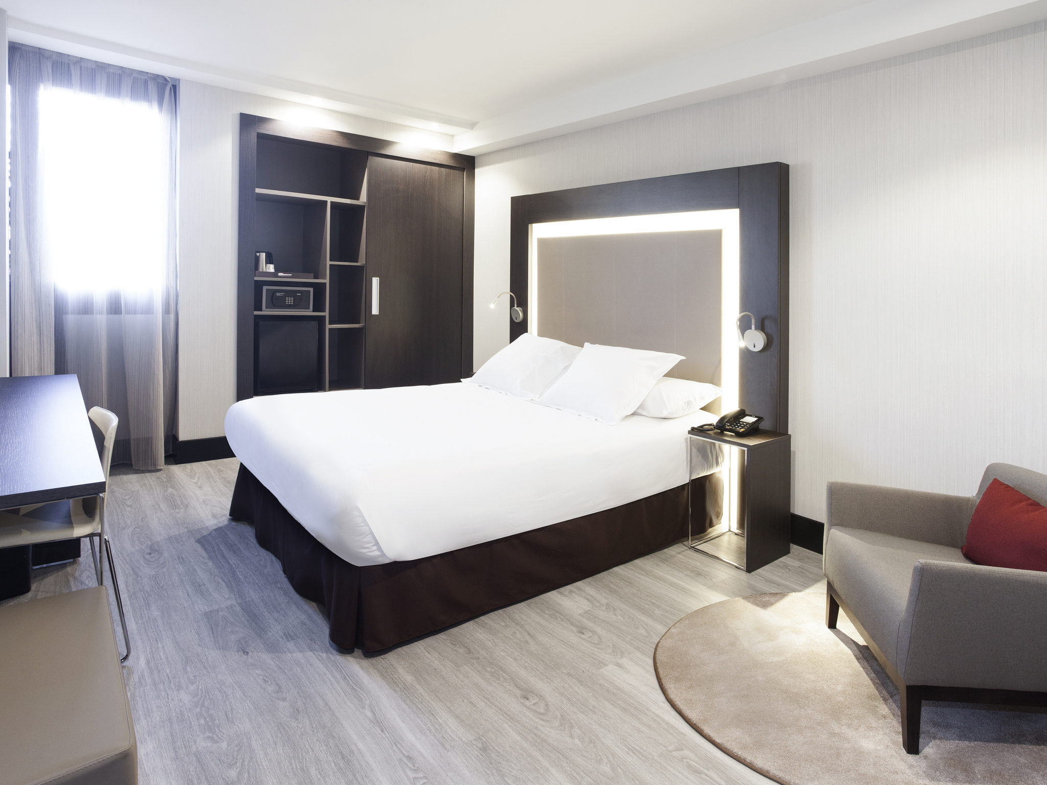 Hotel In Madrid Novotel Madrid Center Accorhotels - 